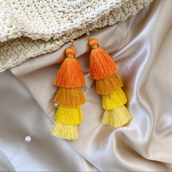 ❤️‍🔥𝕤𝕒𝕝𝕖❤️‍🔥 tassels earrings - Picture 5 of 6